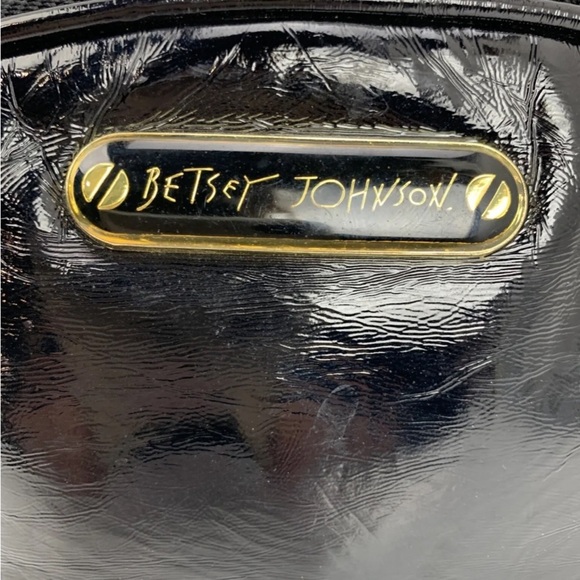 Betsey Johnson Dome Cosmetic Case Purse - Picture 5 of 5